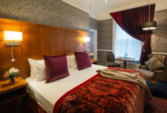 Classic room double bed 1 - Sligo Southern Hotel