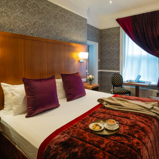 Classic room double coffee on bed 1 - Sligo Southern Hotel