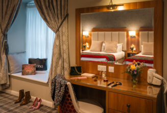 Deluxe room mirror reflection1 1 - Sligo Southern Hotel